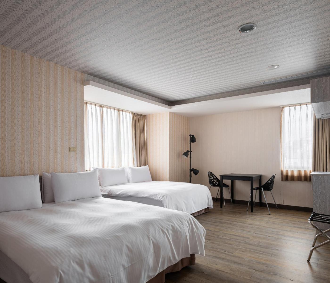 West Hotel Пули Экстерьер фото