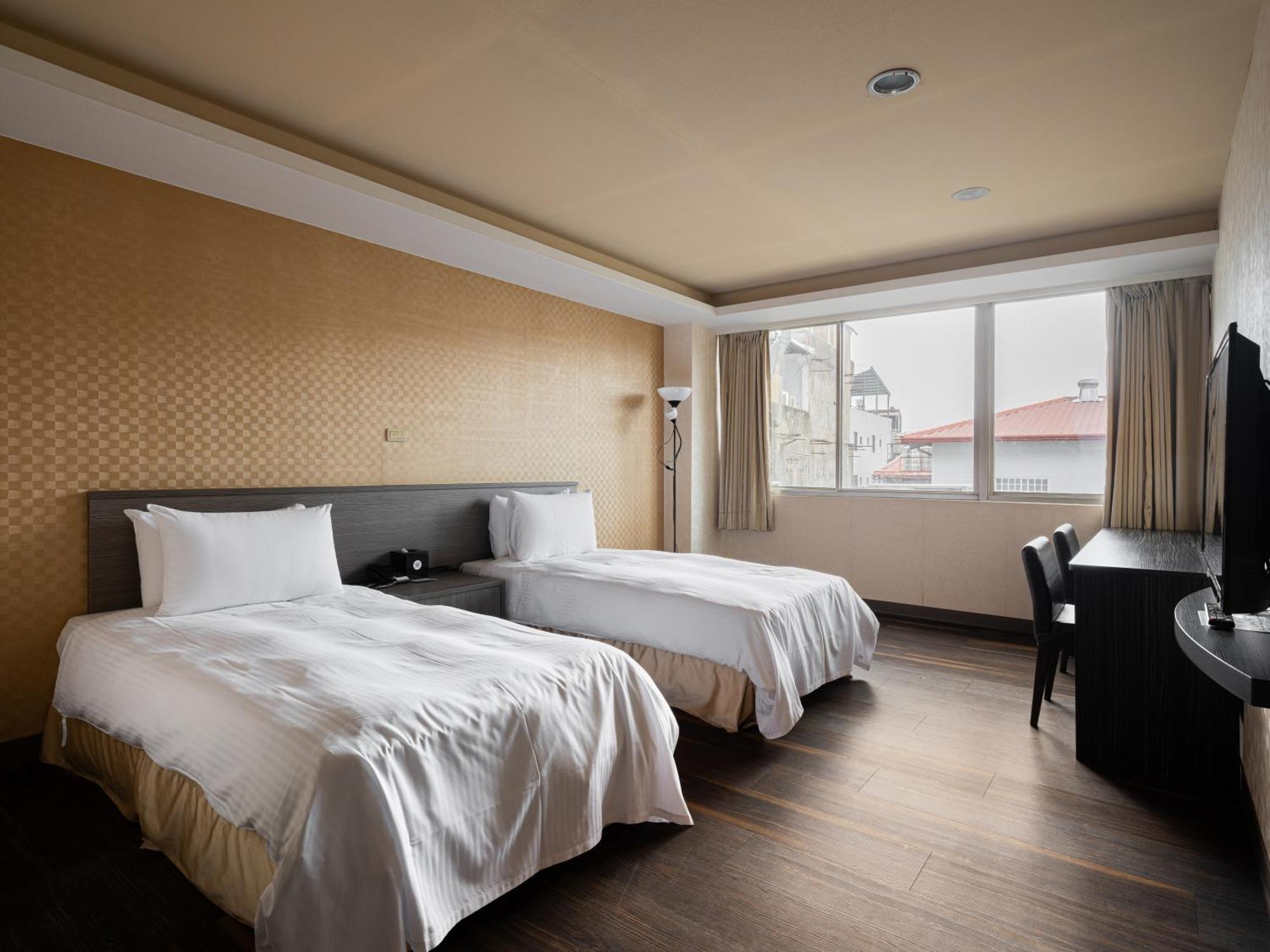 West Hotel Пули Экстерьер фото