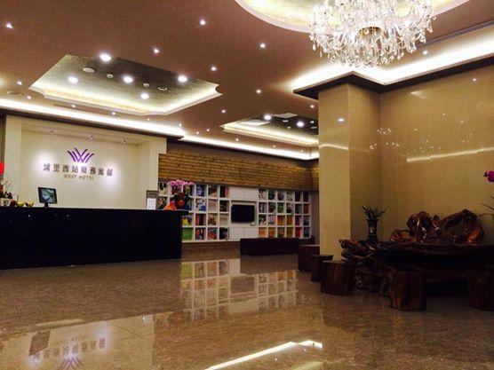 West Hotel Пули Экстерьер фото